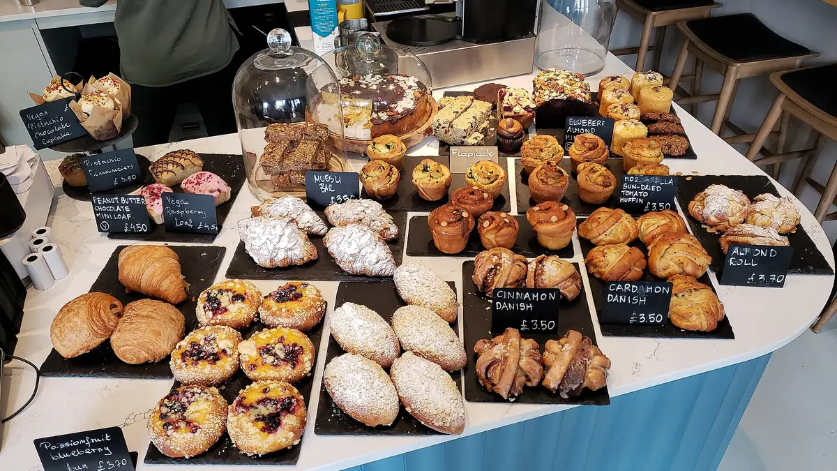 Warrens Bakery – bakery in St Just town centre